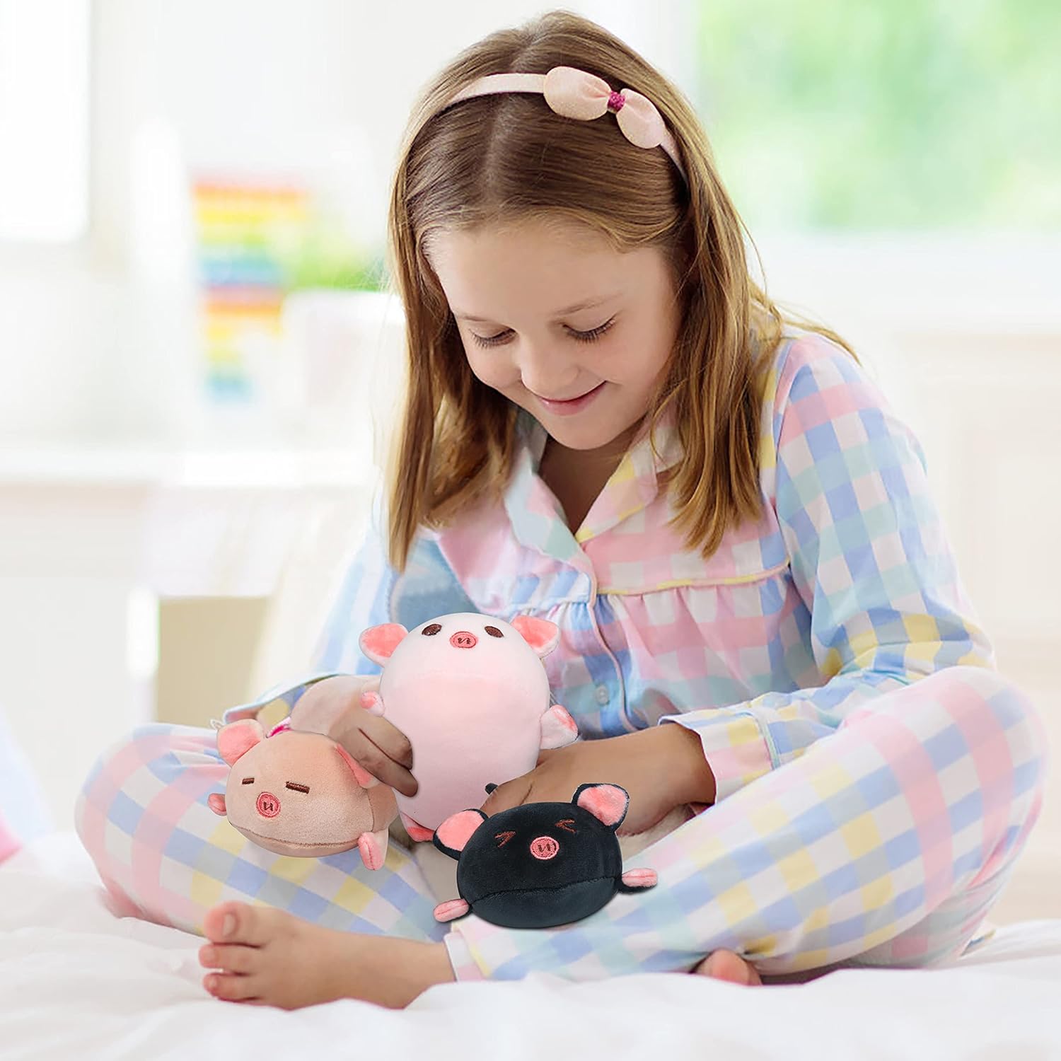 Pig Stuffed Animal Mommy 196 with 3 Plushies