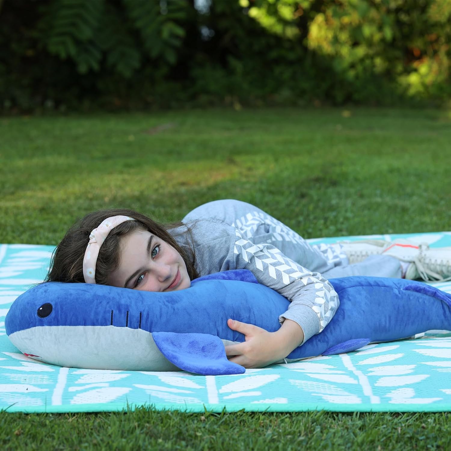 Tezituor 47 Inch Whale Plush Pillow for Kids