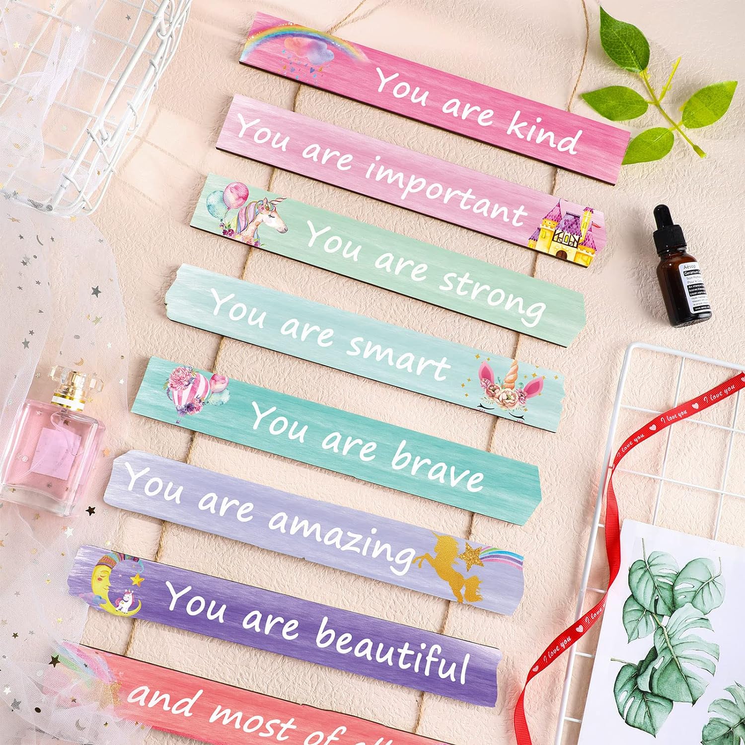 Yookeer 9 Piece Pink Wall Art for Girls