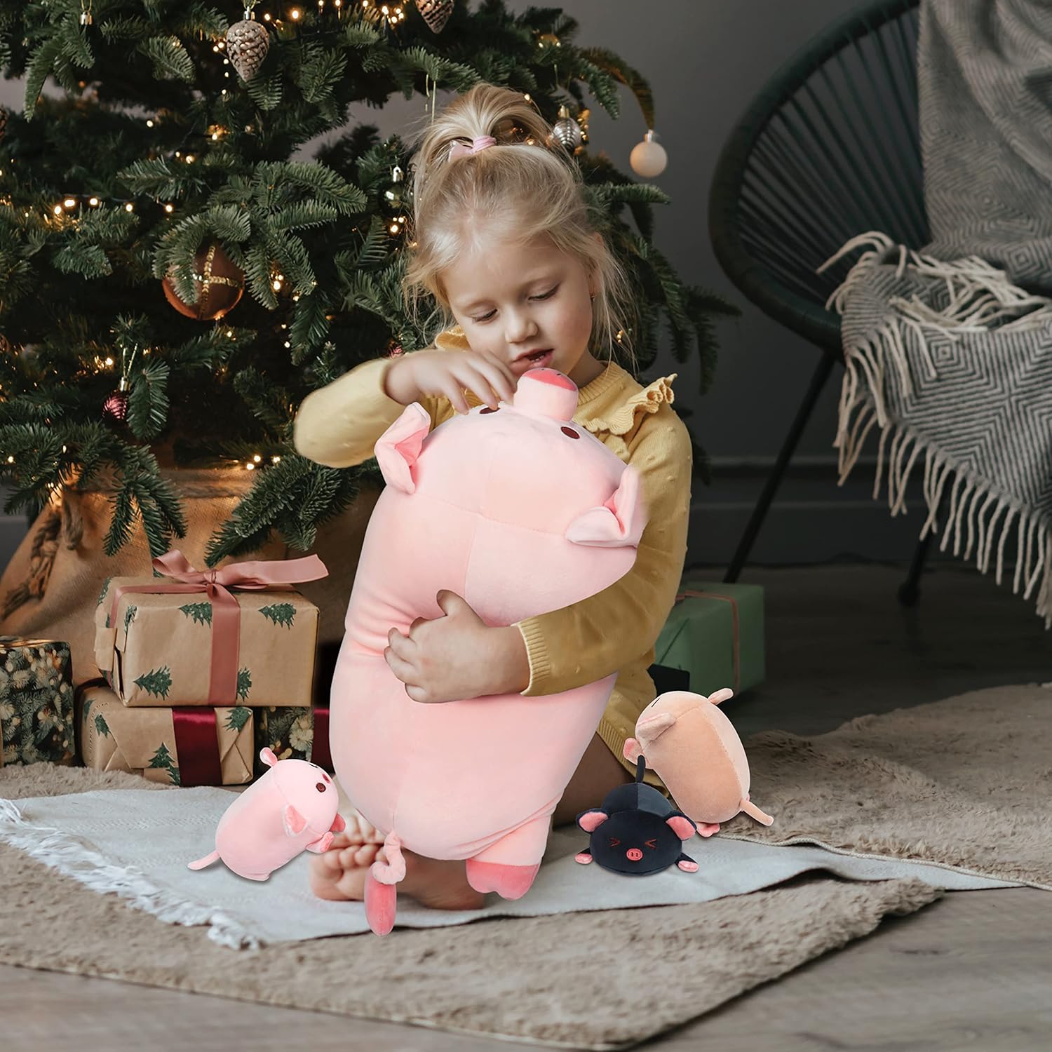 Pig Stuffed Animal Mommy 196 with 3 Plushies